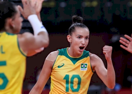 Buscando liderança do Grupo, Brasil enfrenta Japão no vôlei feminino
