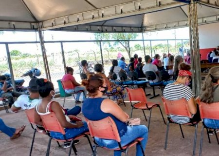 PAM distribui 350 senhas para teste de covid por dia; pela manhã 153 positivaram