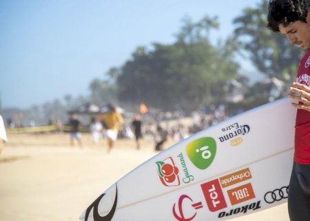 Surfe: Medina anuncia que não disputará 1ª etapa do Circuito Mundial