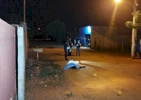 Após reação e facada, taxista acabou atropelando assaltante em Dourados