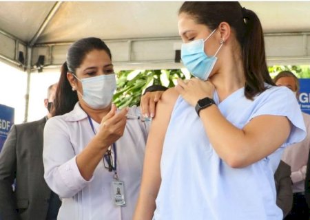 Dourados vacinou contra Covid quase toda população estimada de adolescentes