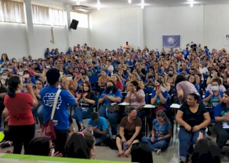 Professores rejeitam proposta da prefeitura e greve chega hoje ao 5º dia