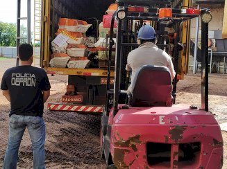 Defron incinera 5,7 toneladas de drogas em Dourados