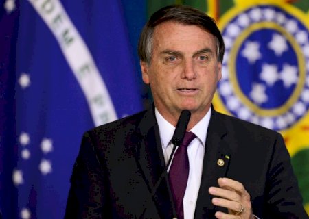 Bolsonaro anuncia perdão da pena de Daniel Silveira, condenado a 8 anos e 9 meses de prisão pelo STF