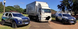 Polícia apreende mais de 1 tonelada de maconha em caminhão de aplicativo