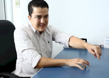 Servidor de carreira, ex-secretário de Saúde é demitido da prefeitura por abandonar emprego