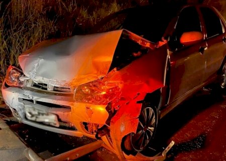 EMBRIAGADO, HOMEM PROVOCA ACIDENTE EM RODOVIA E É PRESO.