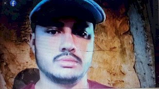 Após jogar máquina de cartão em caixa de lanchonete, jovem é morto por comerciante