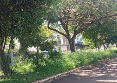 Município assina contrato para limpeza pública