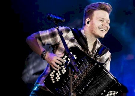 Com 36% dos 4 mil moradores na miséria, Jateí vai gastar R$ 625 mil com sertanejos