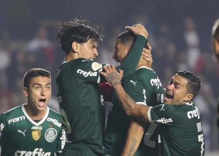 Com gols nos acréscimos, líder Palmeiras derrota o São Paulo de virada pelo Brasileirão