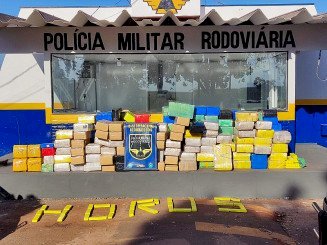Caminhão baú é apreendido com mais de 5 toneladas de maconha em Dourados