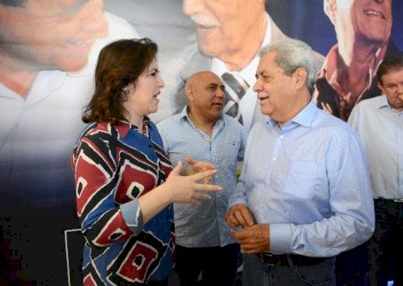 André abre palanque para Lula e Bolsonaro e fragiliza ainda mais candidatura de Simone