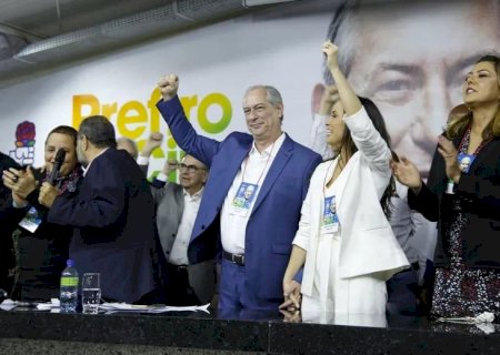 PDT lança oficialmente Ciro Gomes como candidato à Presidência