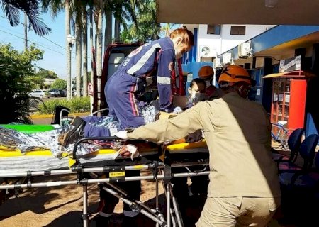 Homem morre e outro fica ferido atingidos por golpes de faca em Dourados