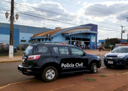 Polícia investiga morte de criança de 7 anos que teria caído de banco em Dourados