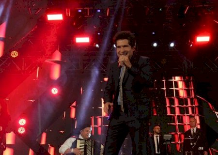 Daniel abre o festival de Bonito