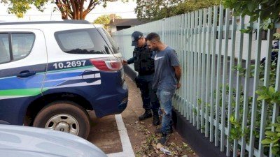 Homem é preso com mais de uma tonelada de maconha, remédio para aborto e caminhonete roubada