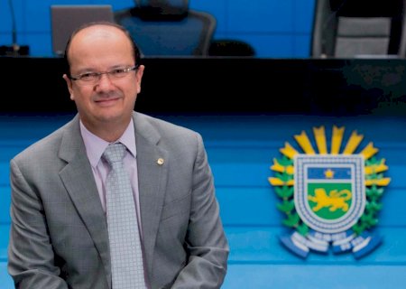 Deputado Barbosinha é confirmado vice de Eduardo Riedel