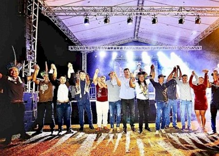 Riedel Destaca Herança Cultura e ImportÃncia de Ouvir a Imensa Comunidade Indigena de MS