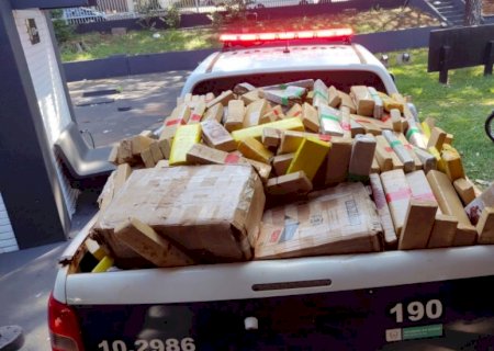 Traficante capota carro lotado de maconha e quebra perna em Itahum