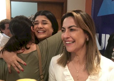 Redução de impostos e mais casas, prometem Soraya e Simone