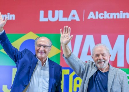 Chapa Lula-Alckmin apresenta ao TSE registro de candidatura à Presidência