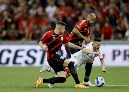 Jogando na Arena da Baixada, Athletico-PR empata com Estudiantes