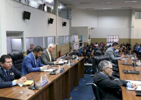 Mandatos de diretores de escolas é prorrogado até 2024