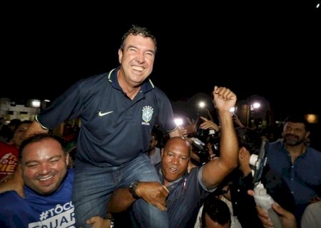 Riedel agradece eleitores e afirma que “quero escrever este novo capítulo com vocês