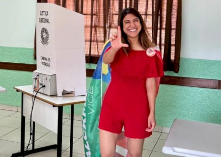 Aos 27 anos, Camila Jara é a deputada federal mais jovem eleita pelo PT no Brasil