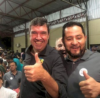 Jânio comemora abertura de licitação para duplicação da principal via do Jd. Flórida