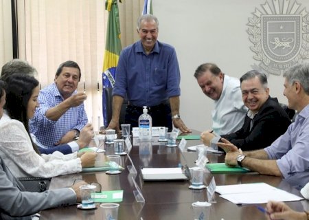 Reinaldo reúne secretariado e fala sobre futuro Governo