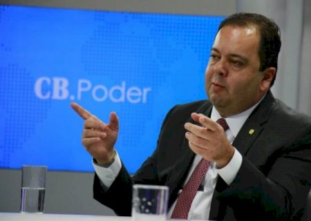 União Brasil aguarda gesto do PT para decidir sobre aliança