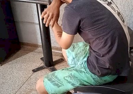 Rapaz é Preso por Furto no Campo do Zé Tabela