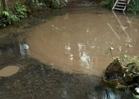 Água Santa: lagoa ‘misteriosa’ do MS onde nenhum banhista corre risco de afundar