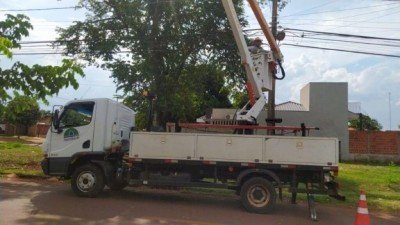 Taxa de iluminação pública rendeu mais R$ 21 milhões para prefeitura neste ano