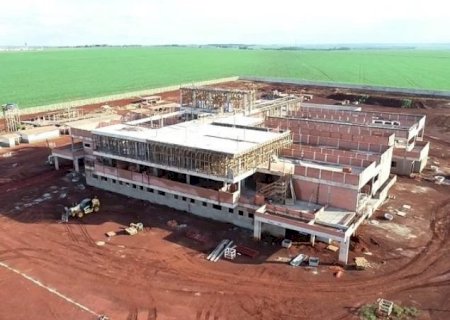 Reorganizar a Saúde é tarefa número um no País