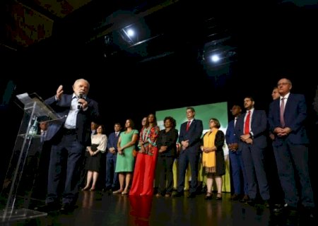 Presidente eleito Lula anuncia mais 16 ministros da futura gestão