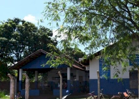 POPULARES RECLAMAM DE FALTA DE MÉDICOS, REMÉDIOS E INSUMOS PARA ODONTOLOGIA NOS POSTOS.