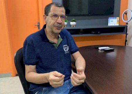 Nomes de escolas semelhantes geram confusão e pai matricula filho em unidade 30 km distante