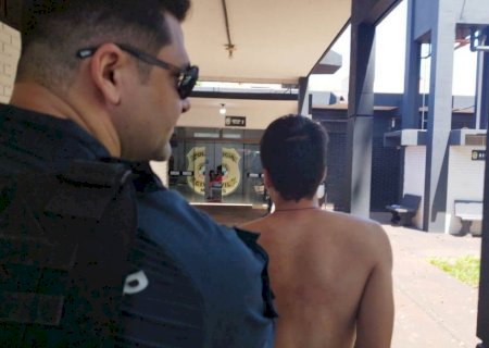 Homem é gravado em vídeo estuprando filha de 2 anos em Dourados