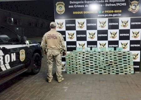 Dupla é presa com carga milionária de cocaína que seria levada para Minas