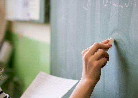 prefeitura de dourados volta a pagar  nível para professores