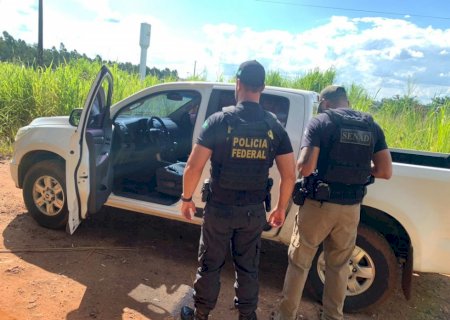PF e Senad encontram viatura roubada de policial federal