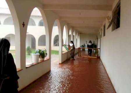 Chuvas voltam a invadir Mosteiro das Irmãs Clarissas