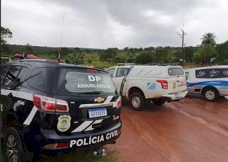 'A arma disparou sem querer', diz suspeita presa após mortes