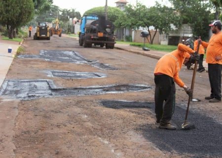 Após chuvas, Prefeitura intensifica ações da Operação Tapa-buracos