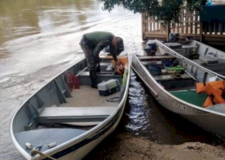 PMA fiscaliza 47 barcos, 139 pescadores, diversos veículos e apreendem dois espinheis e 79 anzóis