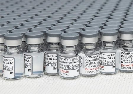 Vacina bivalente da Pfizer está disponível para pessoas acima de 18 anos